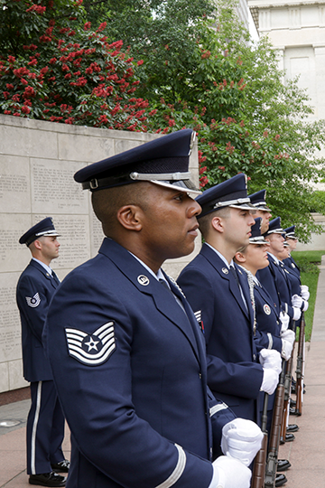 Side angle of Airmen honor guard.