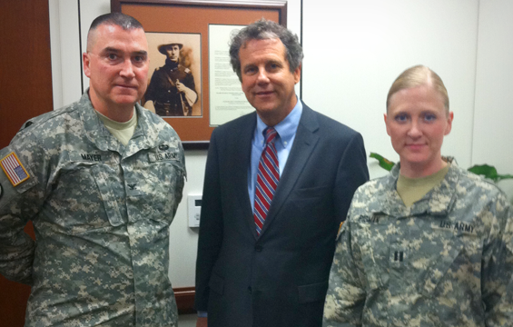 U.S. Sen. Sherrod Brown & Soldiers, who are currently deployed to support the National Capital Region Integrated Air Defense System mission 