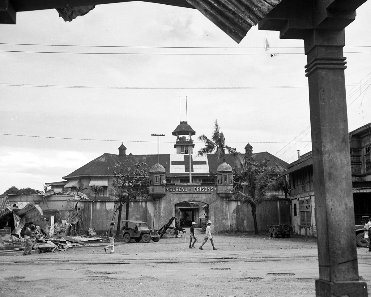 1945 photo of damaged prison. 