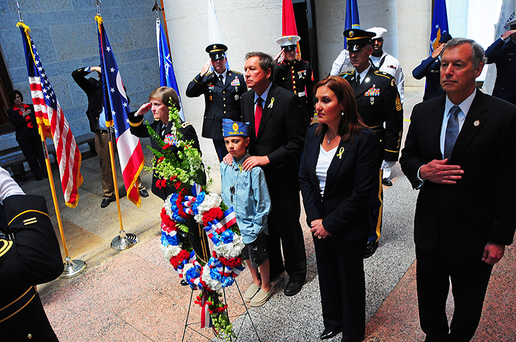 wreath laying ceremony at State House