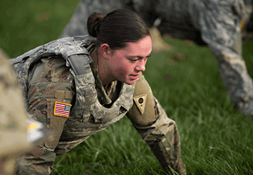 Female soldier doing plank.