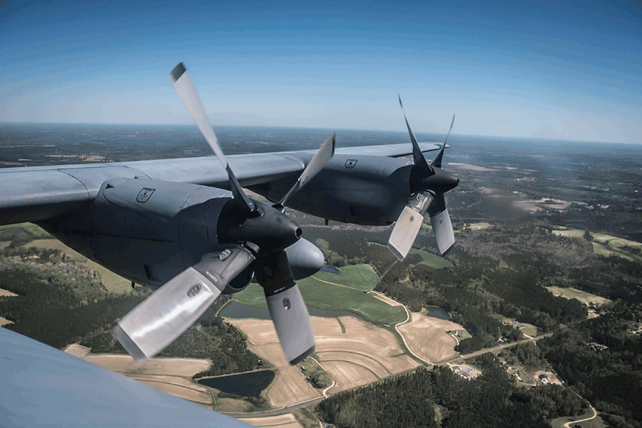 Propellars of -130H Hercules in flight.
